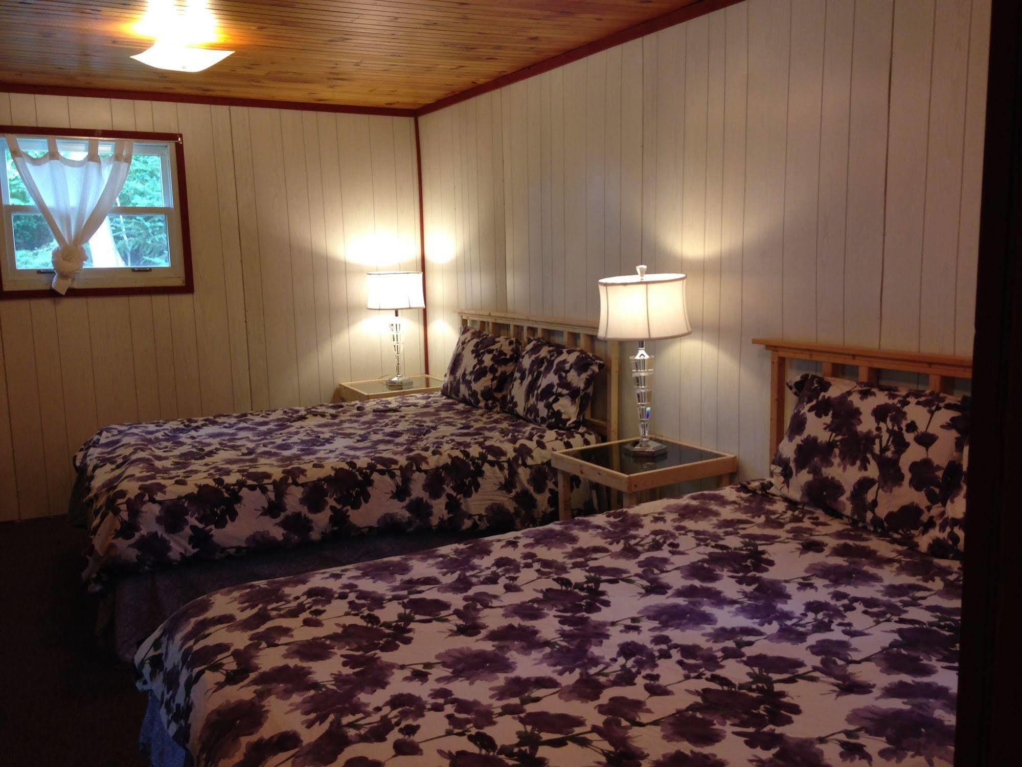 Bubbling Brook Cottages Cavendish Extérieur photo