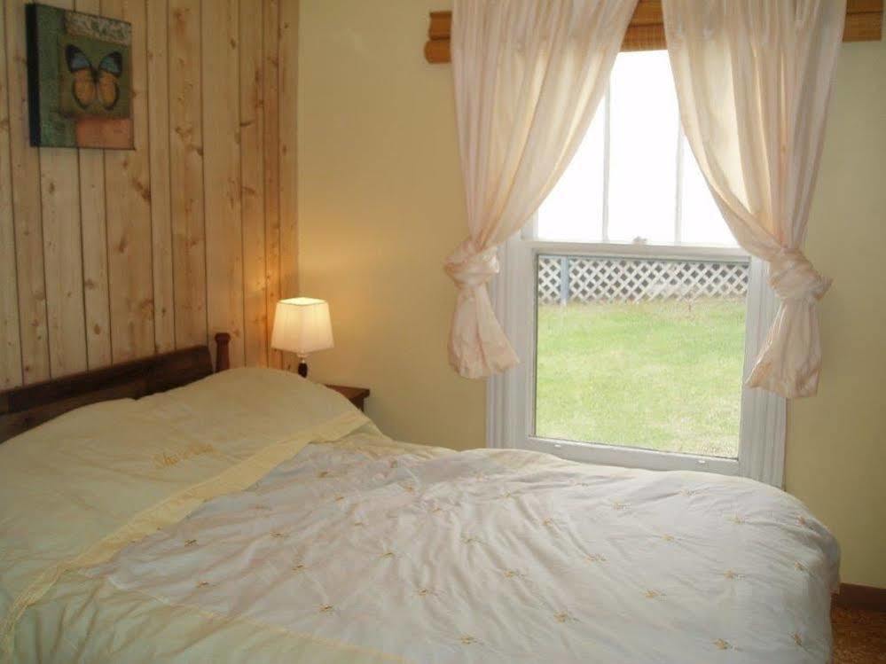 Bubbling Brook Cottages Cavendish Extérieur photo