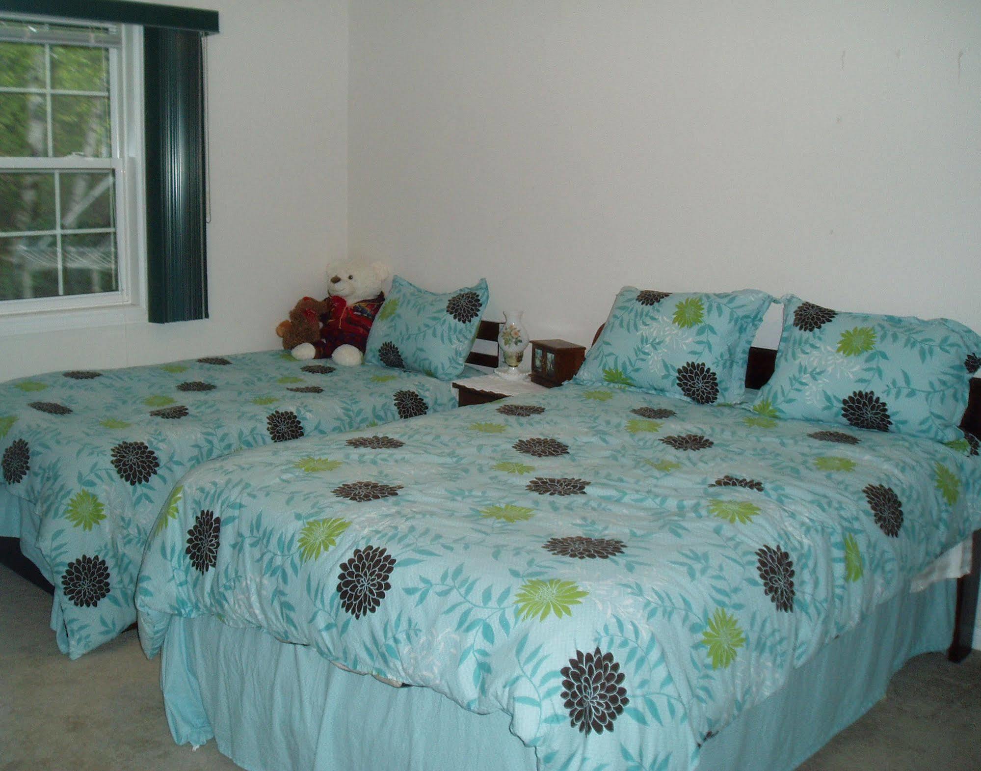 Bubbling Brook Cottages Cavendish Extérieur photo